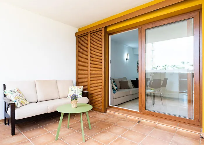 Tornado Sunrise شقة